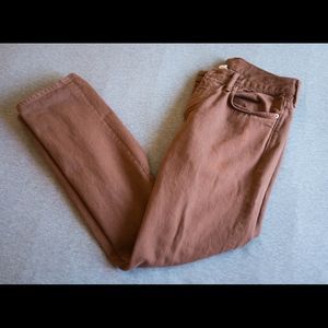 484 Slim-fit jean in garment-dyed American denim